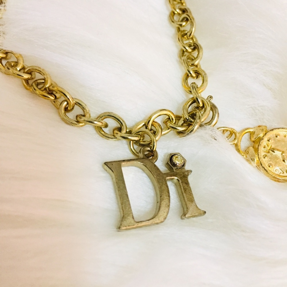 Bracelet Gold Tone Charm Bracelet - Picture 2 of 4